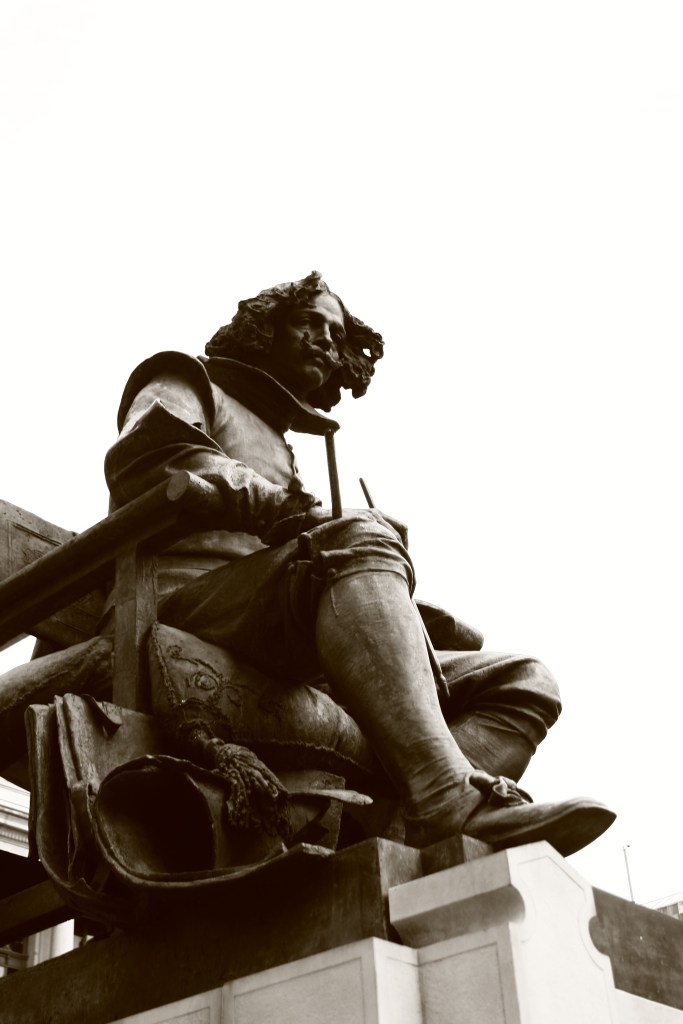 Prado Müzesi - Velázquez heykeli 