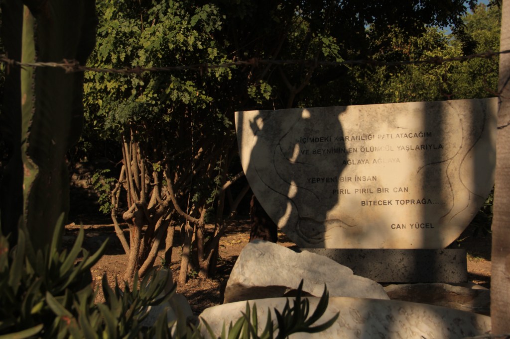 Can Yücel'in Evi / Eski Datça